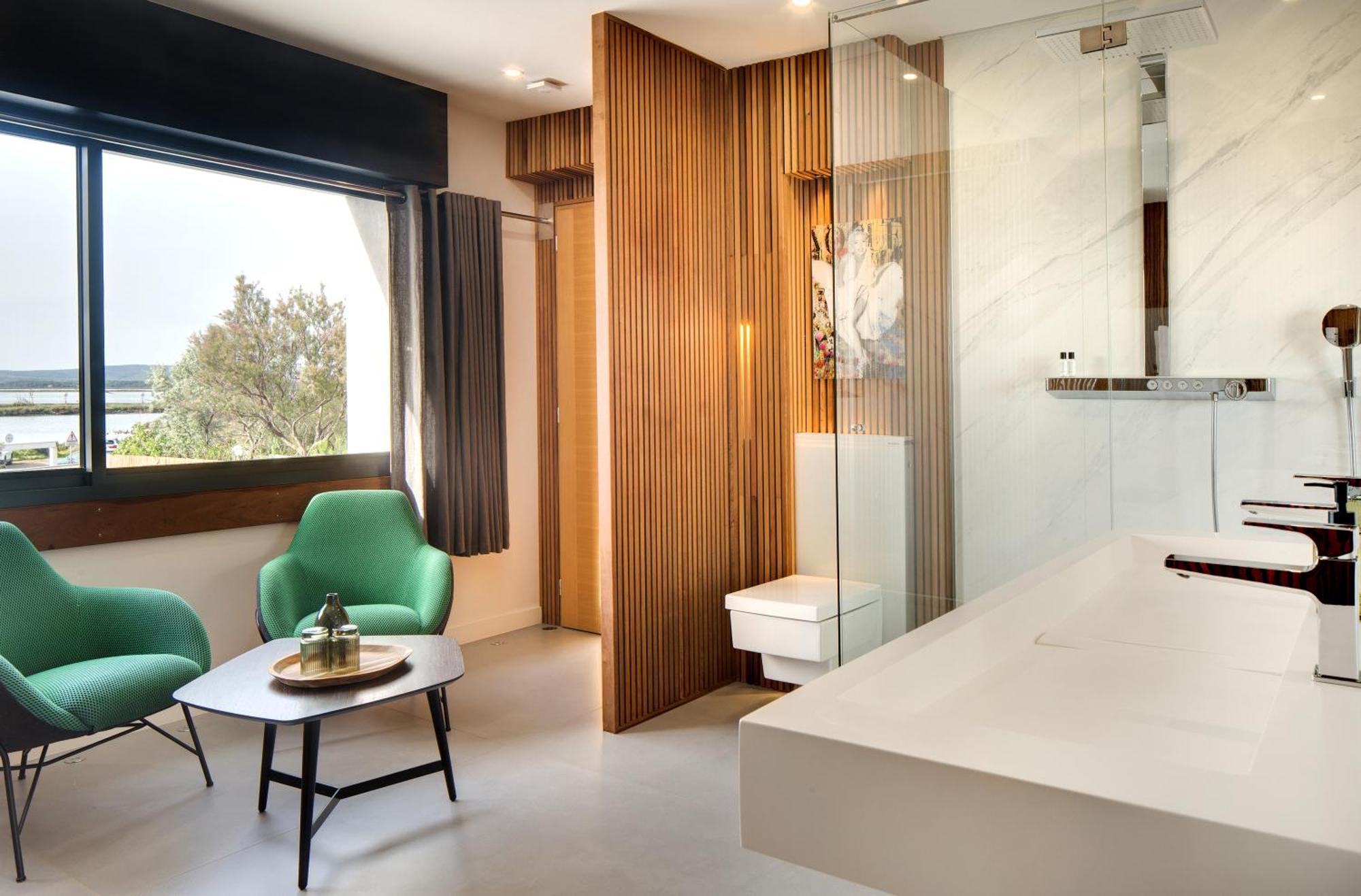 Villa Miramar 弗龙蒂尼昂 外观 照片