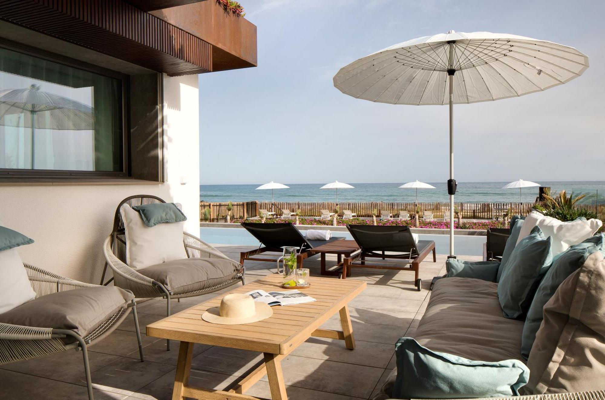 Villa Miramar 弗龙蒂尼昂 外观 照片